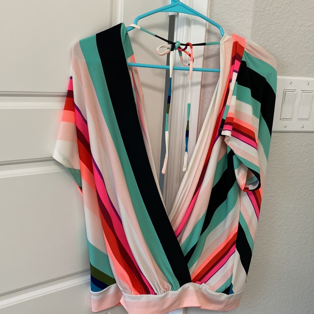 Express wrap top - Picture 2 of 4